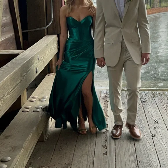 Sherri Hill strapless prom dress, green, 000, worn once.